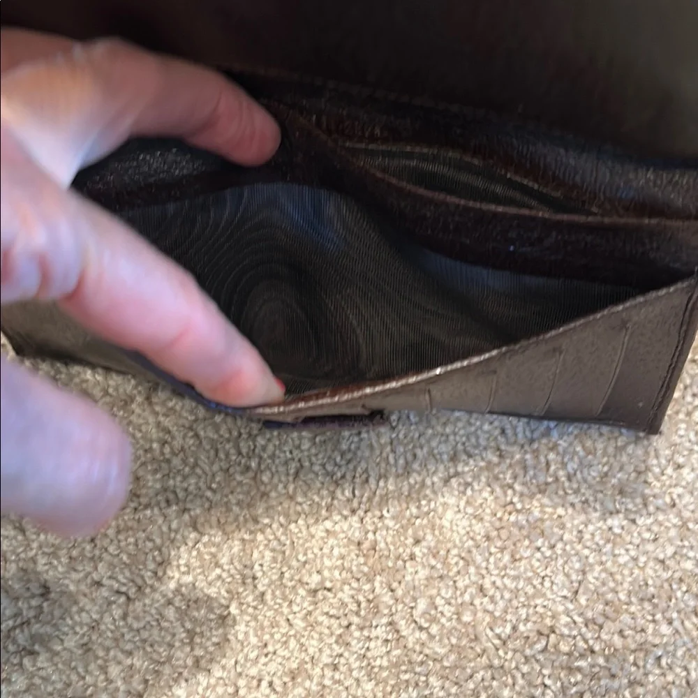 Gucci Brown wallet with Iconic Design - Picture 13 of 13